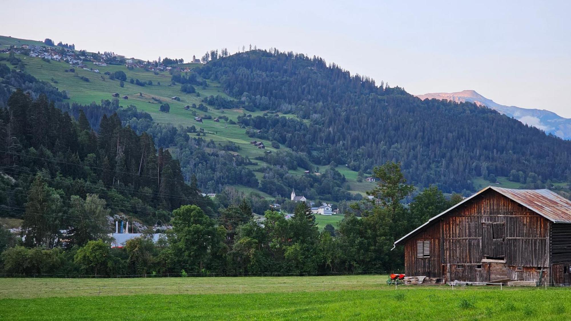 Landgasthof Zum Glenner Ilanz/Glion Bagian luar foto